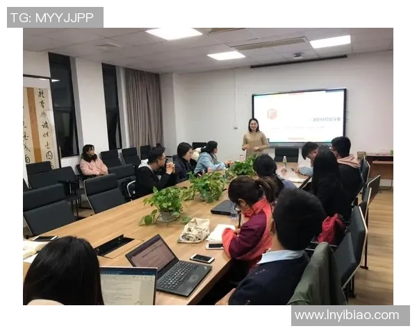 赵静独家分享篮球心得与技巧助你提升球技的秘诀与经验总结