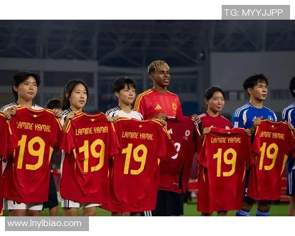 足球明星齐聚祝福视频网站传递热爱与梦想的力量